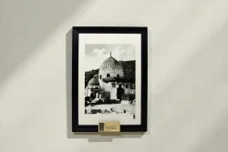 The Tomb of Lady Khadijah (may Allah be pleased with her), the Wife of the Prophet Muhammad (peace and blessings be upon him), Located in Jannat al-Mu'alla - 